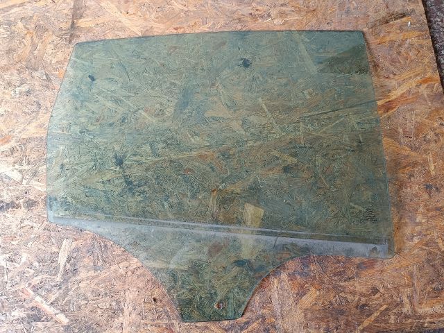 bontott FORD C-MAX II Jobb hátsó Ablak