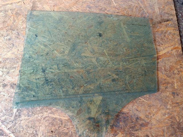 bontott FORD C-MAX II Jobb hátsó Ablak