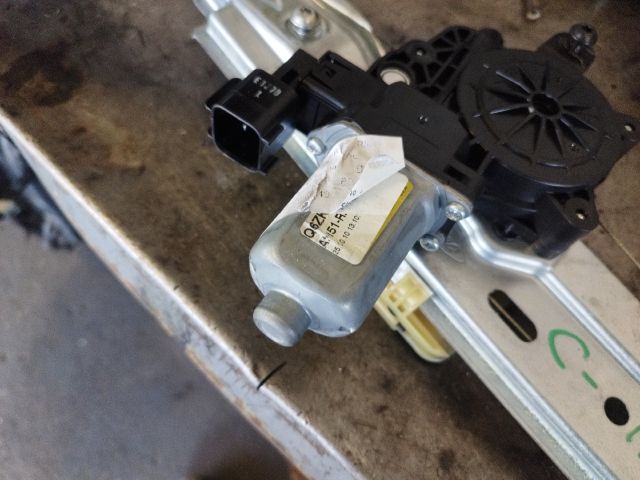 bontott FORD C-MAX II Jobb hátsó Ablakemelő Szerkezet (Elektromos)