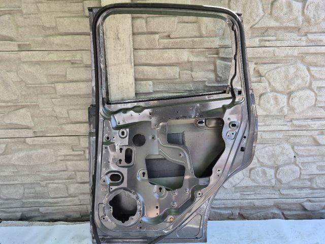 bontott FORD C-MAX II Jobb hátsó Ajtó (Üres lemez)