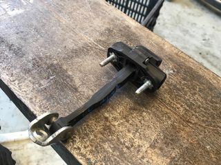 bontott FORD C-MAX II Jobb hátsó Ajtóhatároló