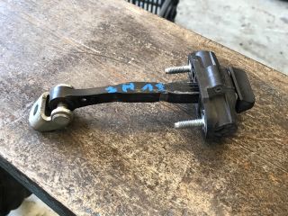 bontott FORD C-MAX II Jobb hátsó Ajtóhatároló