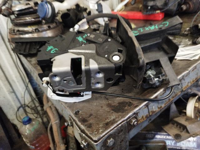 bontott FORD C-MAX II Jobb hátsó Ajtózár