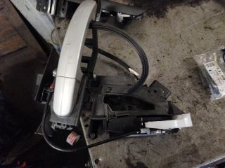 bontott FORD C-MAX II Jobb hátsó Ajtózár