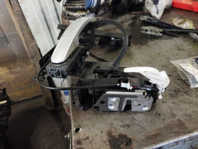 bontott FORD C-MAX II Jobb hátsó Ajtózár