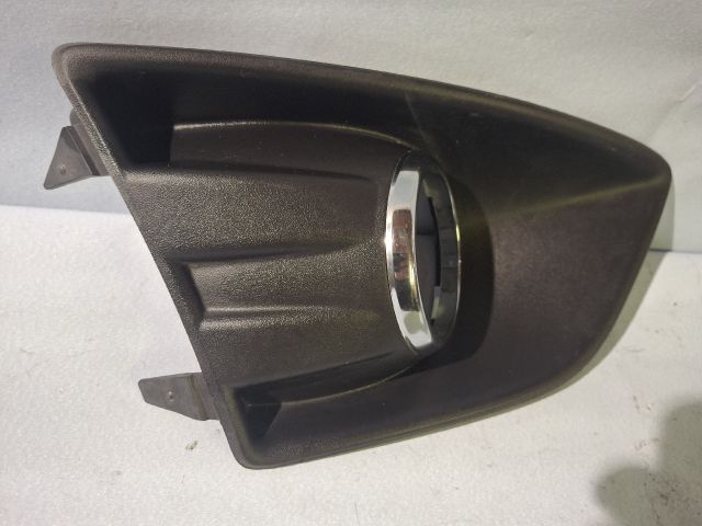 bontott FORD C-MAX II Jobb Ködfényszóró Lámpakeret