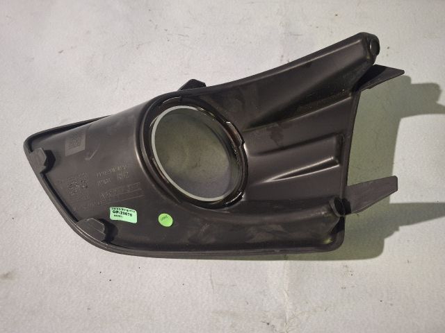 bontott FORD C-MAX II Jobb Ködfényszóró Lámpakeret