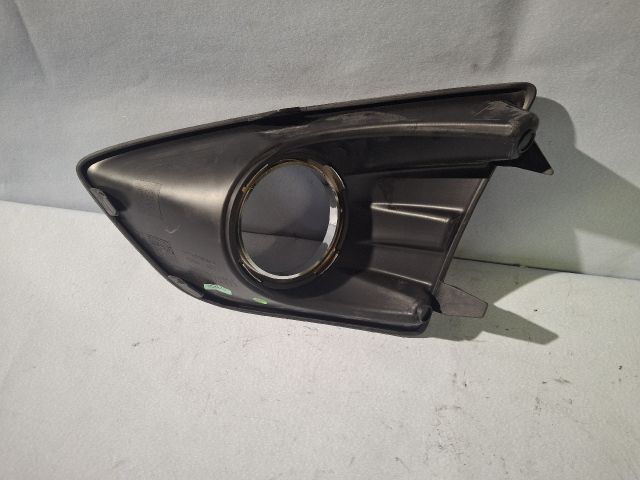 bontott FORD C-MAX II Jobb Ködfényszóró Lámpakeret