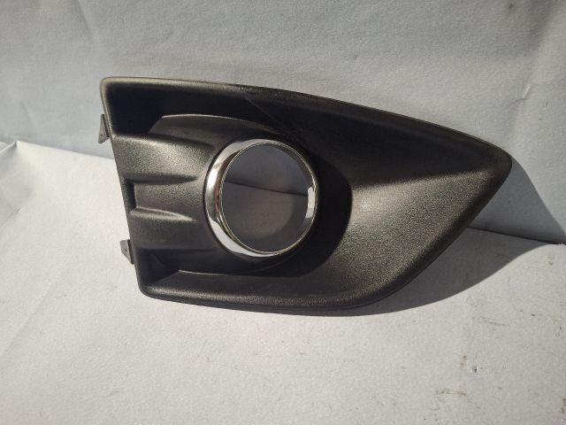 bontott FORD C-MAX II Jobb Ködfényszóró Lámpakeret