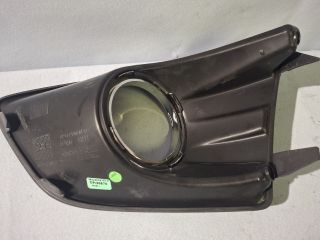 bontott FORD C-MAX II Jobb Ködfényszóró Lámpakeret