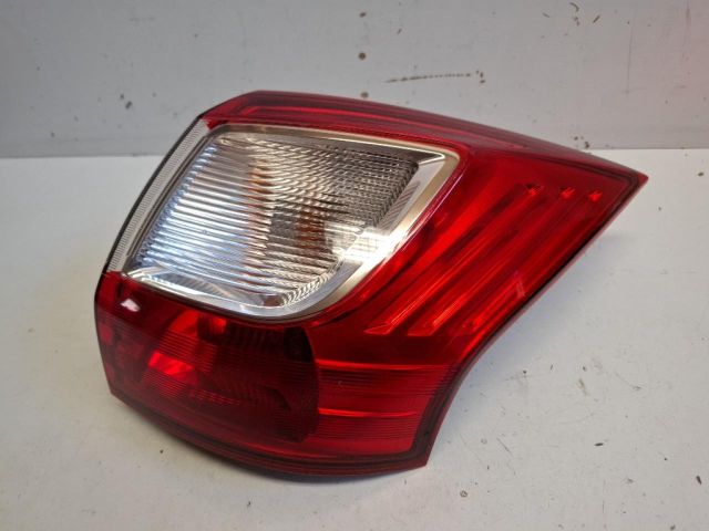 bontott FORD C-MAX II Jobb Külső Hátsó Lámpa