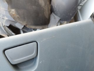 bontott FORD C-MAX II Kesztyűtartó