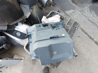 bontott FORD C-MAX II Kesztyűtartó