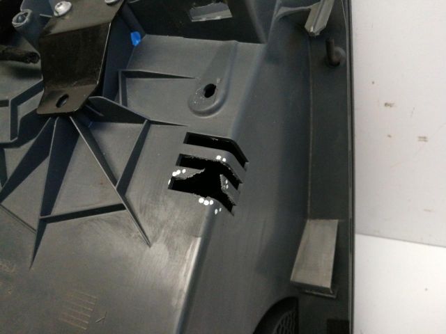 bontott FORD C-MAX II Kesztyűtartó