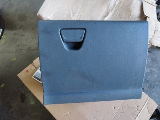 bontott FORD C-MAX II Kesztyűtartó