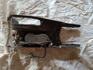 bontott FORD C-MAX II Könyöklő Tartó Konzol