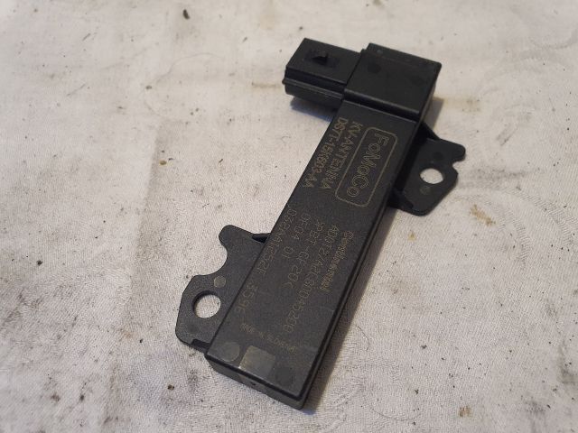 bontott FORD C-MAX II Kulcs Nélküli Nyitás Jeladó