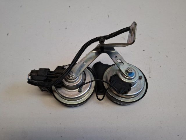 bontott FORD C-MAX II Kürt