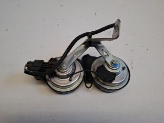 bontott FORD C-MAX II Kürt