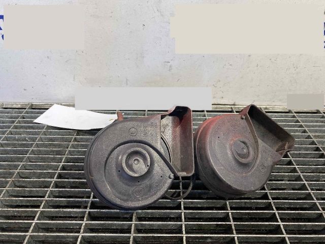 bontott FORD C-MAX II Kürt