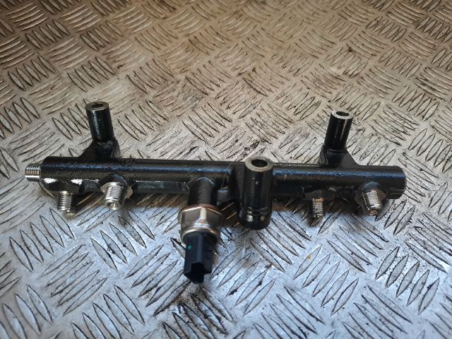 bontott FORD C-MAX II Nyomásszabályzó Szelep