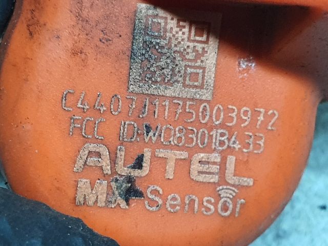 bontott FORD C-MAX II Okos Kerékszelep