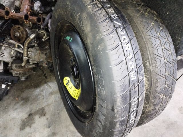 bontott FORD C-MAX II Pótkerék