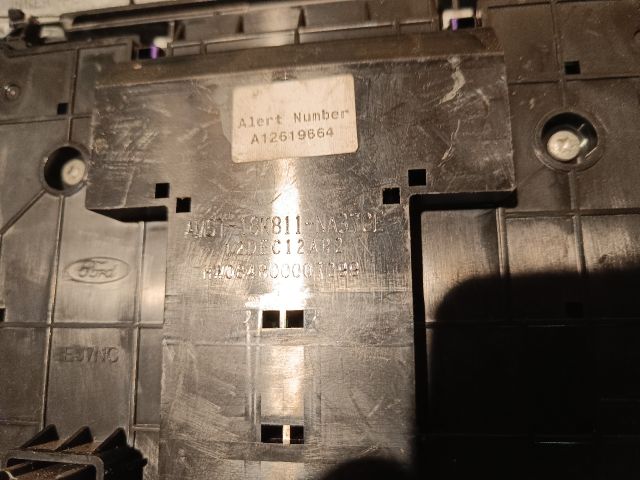 bontott FORD C-MAX II Rádió / CD Kapcsoló