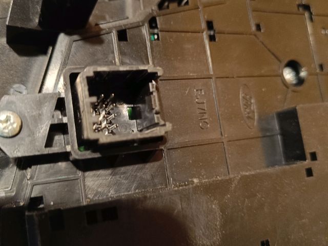 bontott FORD C-MAX II Rádió / CD Kapcsoló