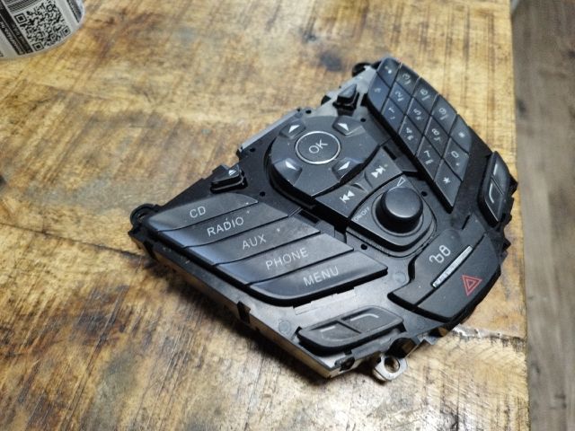 bontott FORD C-MAX II Rádió / CD