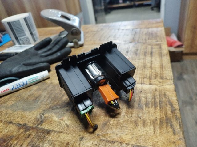 bontott FORD C-MAX II Ülésfűtés Kapcsoló Pár