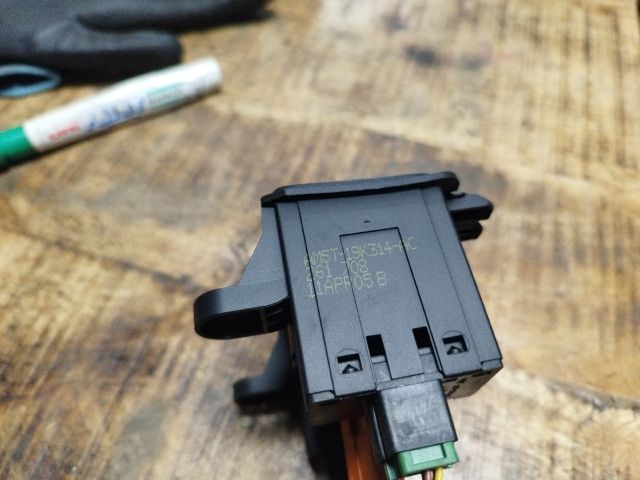 bontott FORD C-MAX II Ülésfűtés Kapcsoló Pár