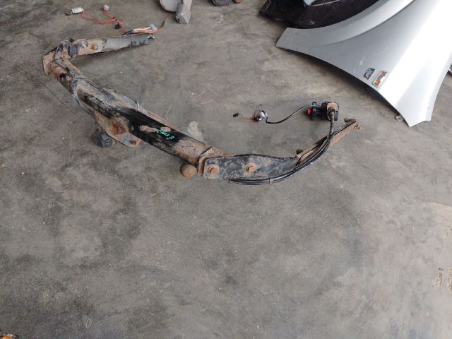 bontott FORD C-MAX II Vonóhorog