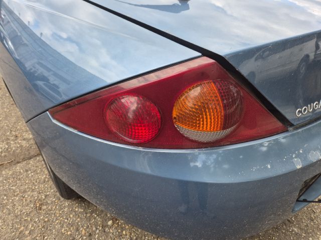 bontott FORD COUGAR Bal Hátsó Lámpa