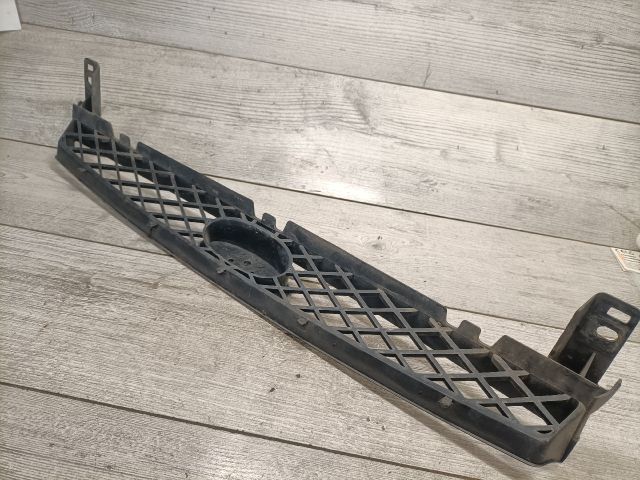 bontott FORD COUGAR Hűtőrács