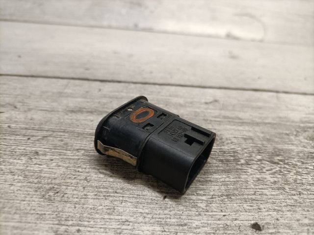 bontott FORD COUGAR Jobb első Ablakemelő Kapcsoló