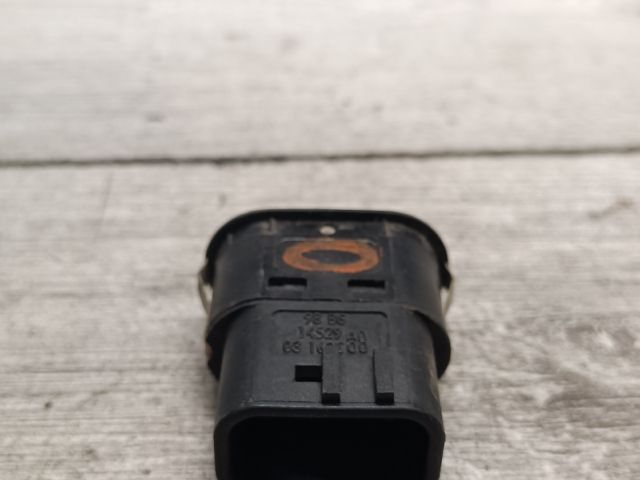 bontott FORD COUGAR Jobb első Ablakemelő Kapcsoló