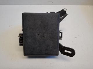 bontott FORD ECOSPORT Biztosítéktábla Motortér