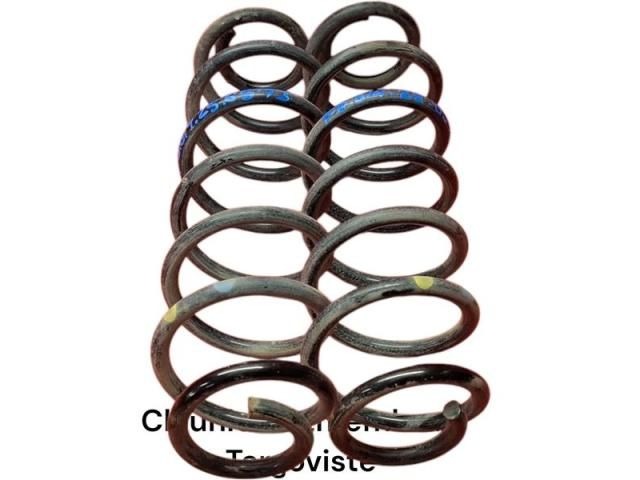 bontott FORD ECOSPORT Hátsó Rugó