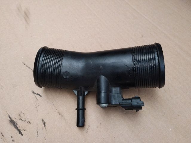 bontott FORD ECOSPORT Légbeömlő Cső