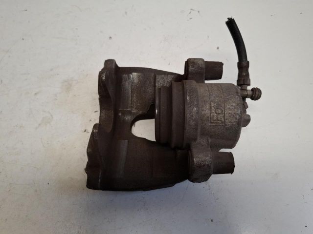 bontott FORD ECOSPORT Bal első Féknyereg Munkahengerrel