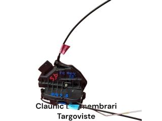 bontott FORD ECOSPORT Bal első Ajtózár