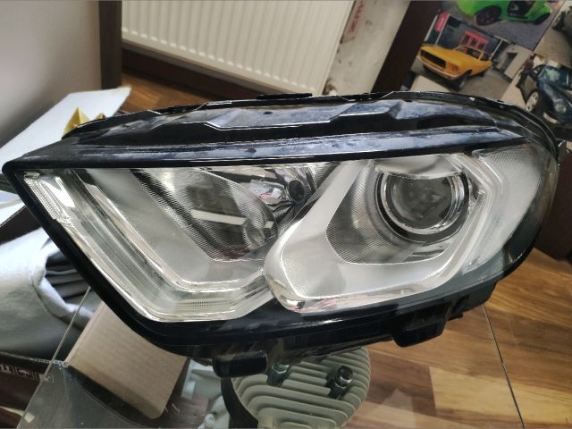 bontott FORD ECOSPORT Bal Fényszóró