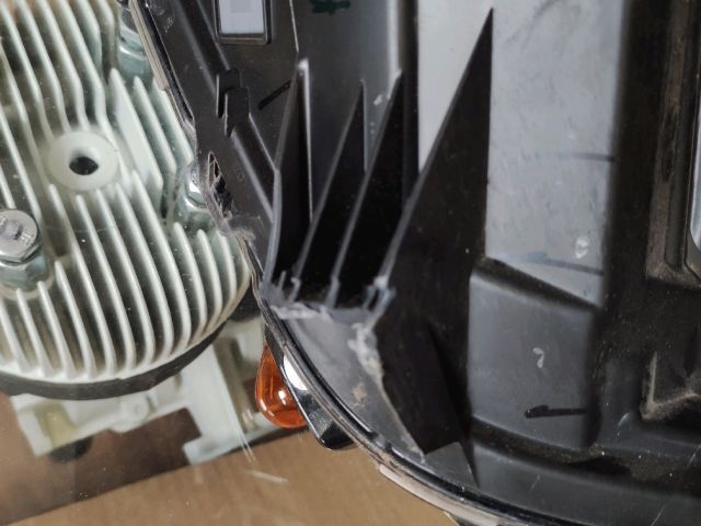 bontott FORD ECOSPORT Bal Fényszóró