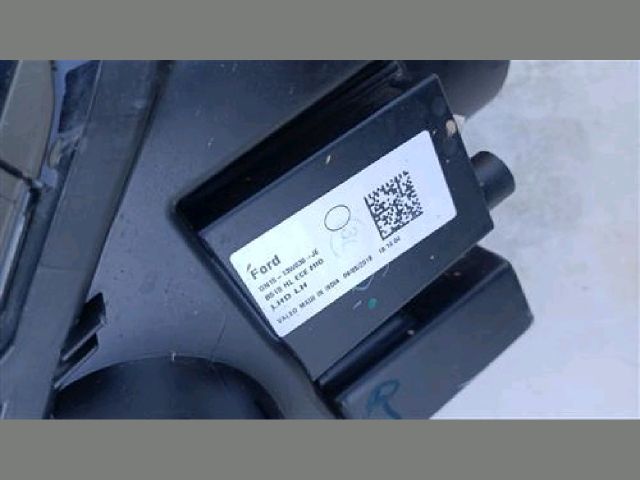 bontott FORD ECOSPORT Bal Fényszóró