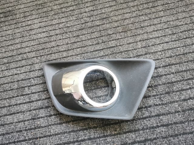 bontott FORD ECOSPORT Bal Ködlámpa Rács