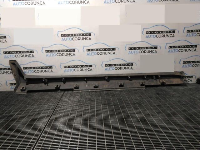 bontott FORD ECOSPORT Bal Küszöb