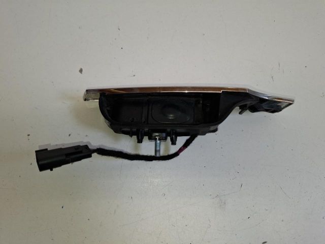 bontott FORD ECOSPORT Csomagtérajtó Kilincs