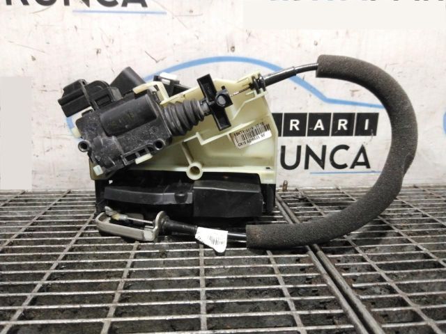 bontott FORD ECOSPORT Csomagtérajtó Zárszerkezet