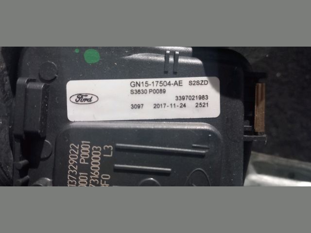 bontott FORD ECOSPORT Első Ablaktörlő Szerkezet Motorral